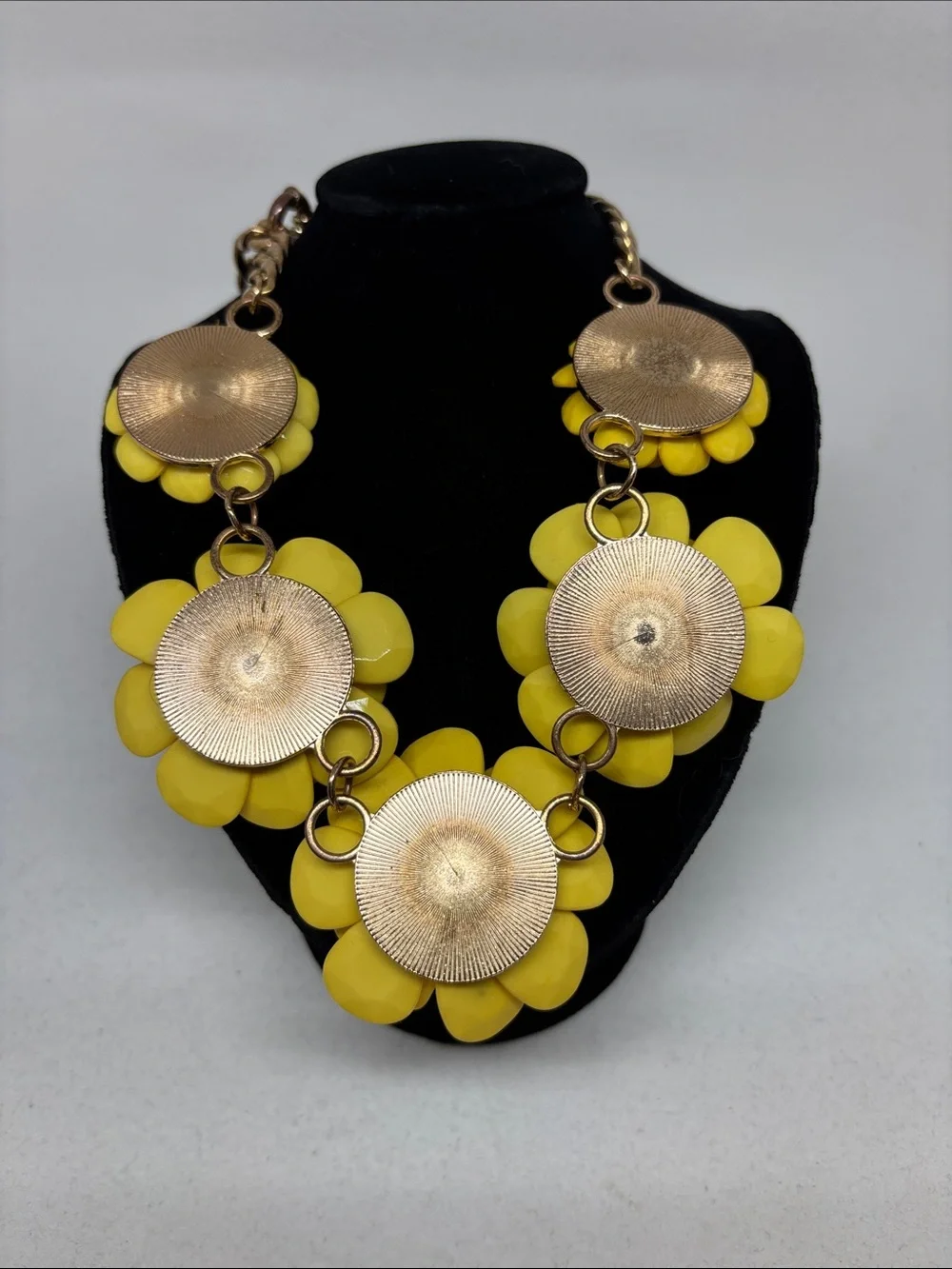 Yellow Floral Resin Statement Necklace - Picture 7 of 15